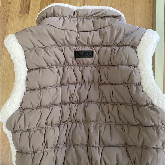 Calvin Klein Performance Vest w/ Fleece - Picture 7 of 7